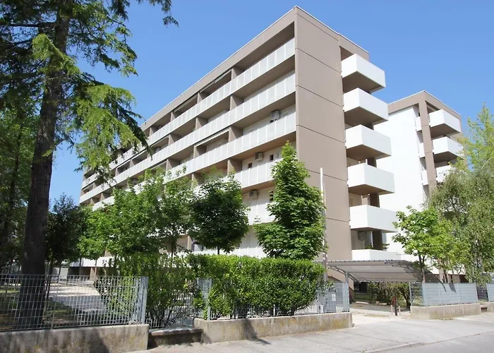 Enjoy The Sun From Our Lovely Terrace Apartmán