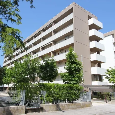 Enjoy The Sun From Our Lovely Terrace Apartment
