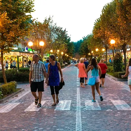 Enjoy The Sun From Our Lovely Terrace Διαμέρισμα Μπιμπιόνε